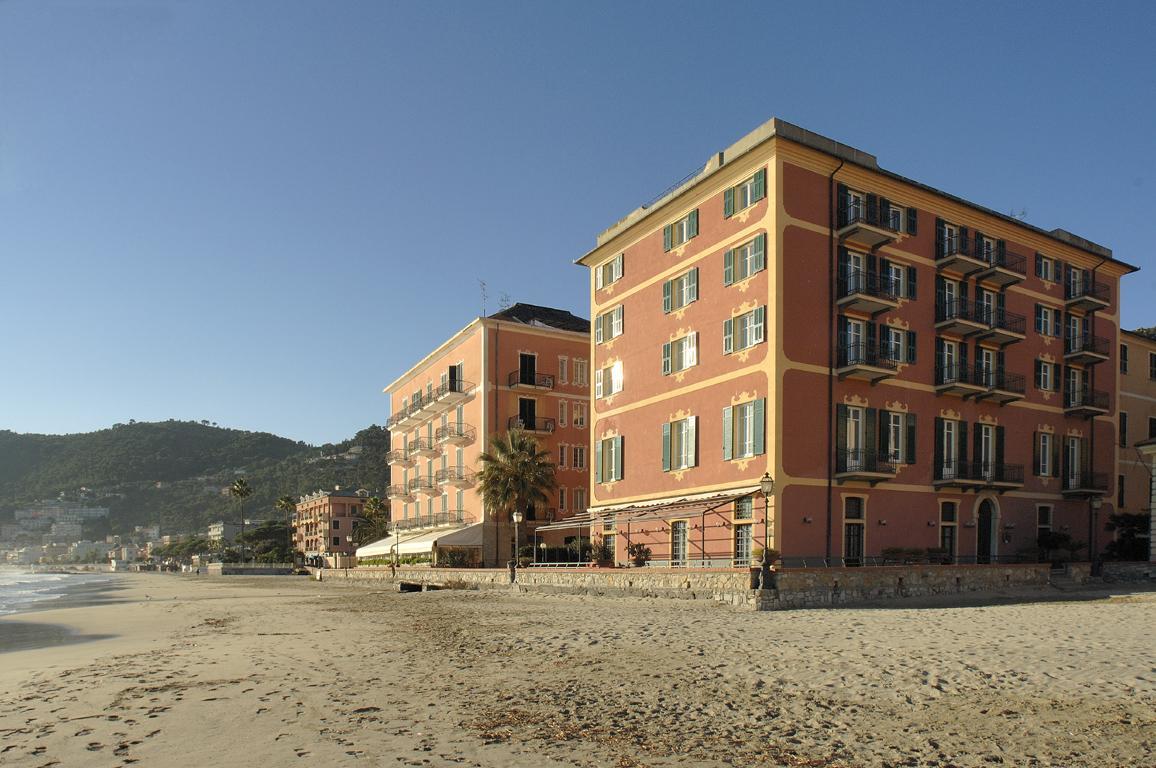 לאיגואליה Hotel Residence Baiadelsole מראה חיצוני תמונה
