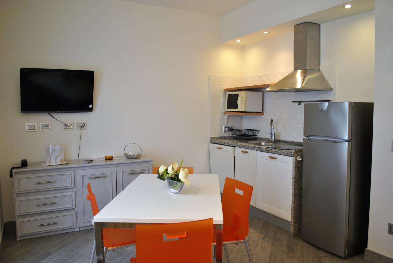 לאיגואליה Hotel Residence Baiadelsole מראה חיצוני תמונה